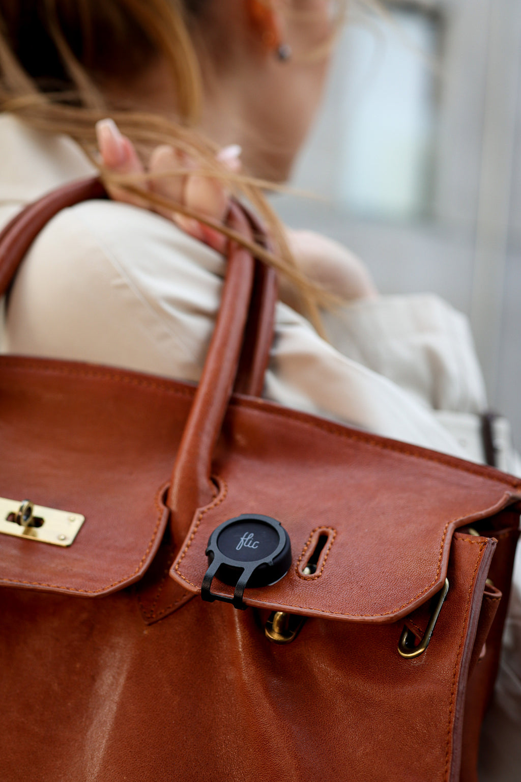 Flic | Starter Kit | Button Black | Twist White