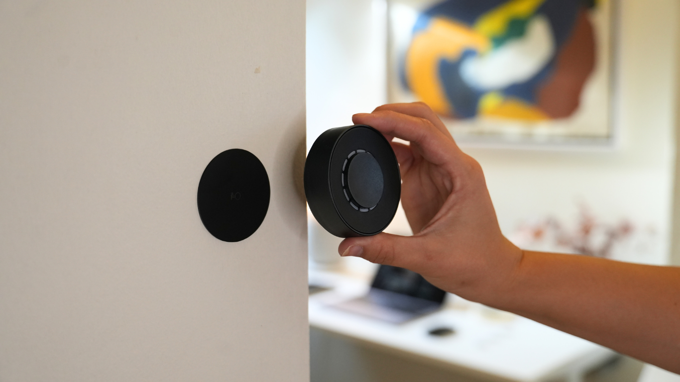 Flic Twist | Metal Plate