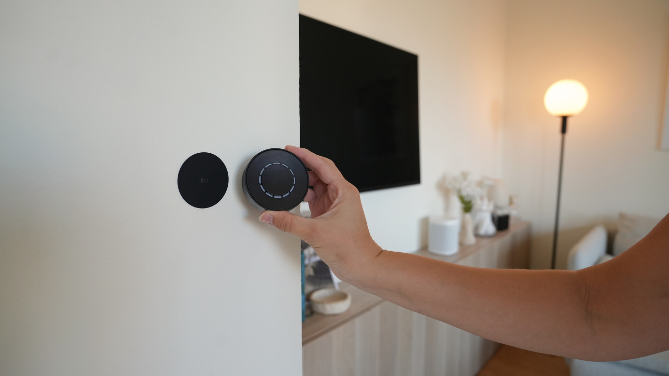 Flic Twist | Metal Plate